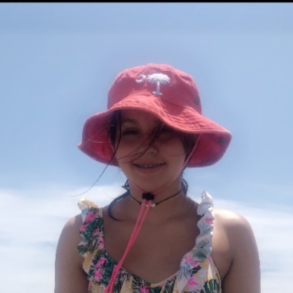 Meet your Posher, Madilyn - Picture 2 of 2